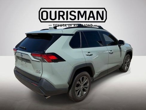 Certified 2022 Toyota RAV4 XLE Premium AWD/4WD image 3
