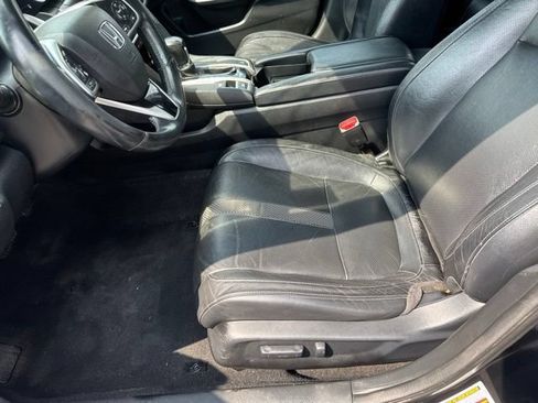 Used 2019 Honda Civic EX-L image 16