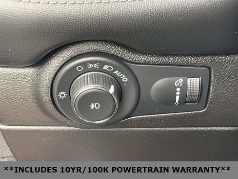 Used 2021 Dodge Durango GT image 18