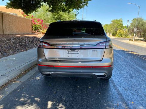 Used 2019 Lincoln Nautilus Reserve FWD image 7