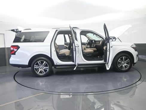Used 2024 Ford Expedition Max Limited RWD image 36