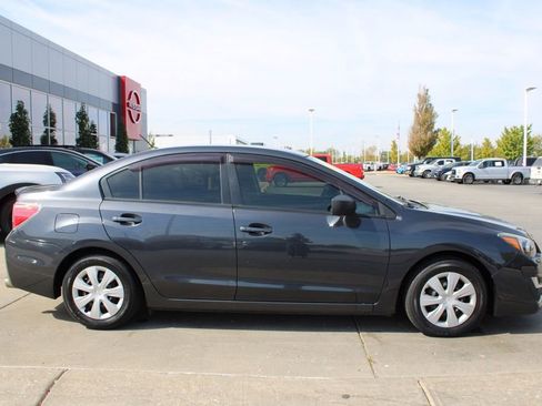 Used 2016 Subaru Impreza 2.0i image 6