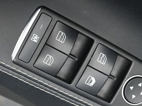 Used 2013 Tesla Model S Performance image 13