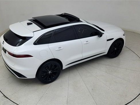 Used 2025 Jaguar F-PACE R-Dynamic S image 81