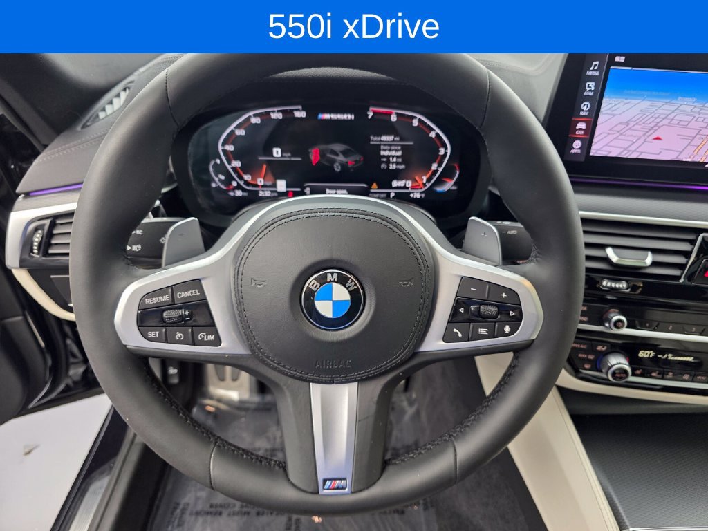 Used 2021 BMW M550i xDrive w/ Premium Package AWD/4WD image 18