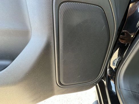 Certified 2021 GMC Sierra 1500 SLT w/ X31 Off-Road Package image 23