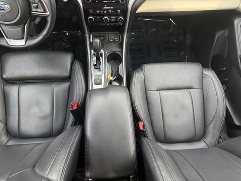 Used 2021 Subaru Ascent Limited w/ Technology Package AWD/4WD image 5