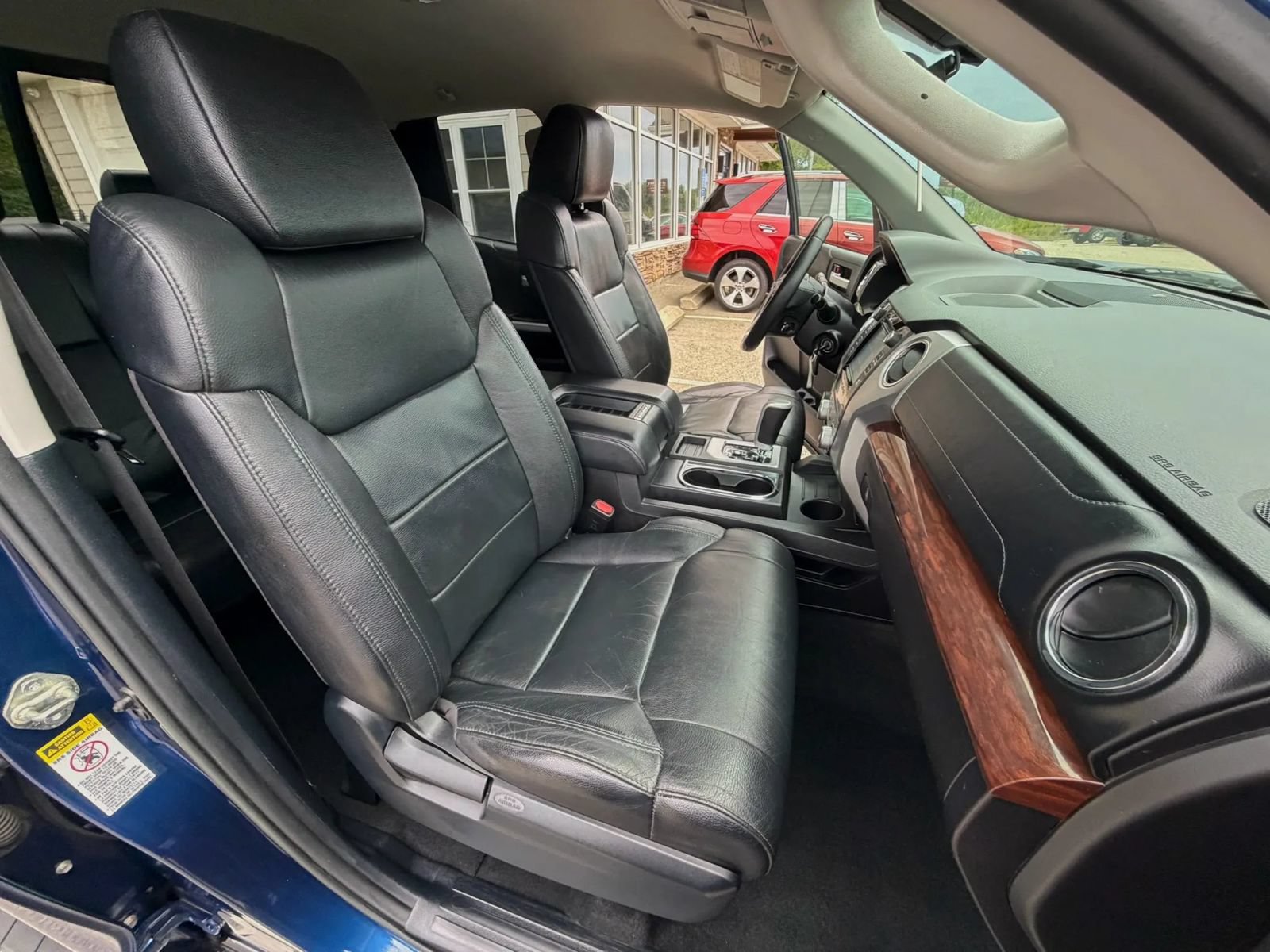 Used 2015 Toyota Tundra Limited w/ Limited Premium Package AWD/4WD image 19