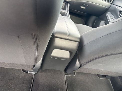 Used 2025 Nissan Sentra S image 24