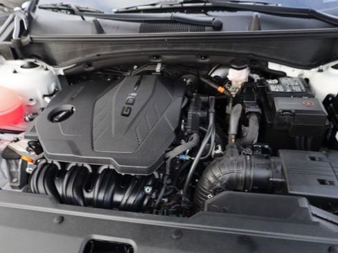 Used 2023 Kia Sportage SX image 45