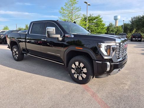 New 2026 GMC Sierra 2500 Denali w/ Denali Reserve Package AWD/4WD image 1