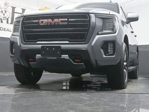 Used 2022 GMC Yukon AT4 image 4