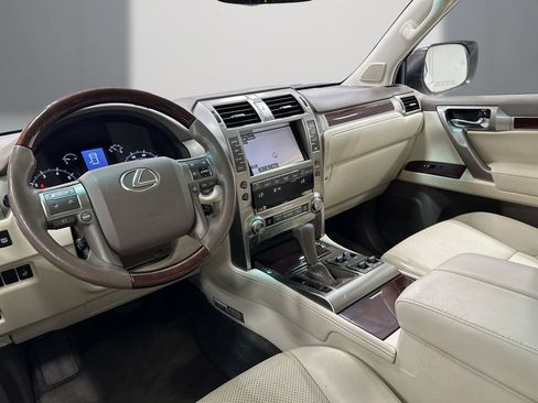 Used 2015 Lexus GX 460 Luxury AWD/4WD image 13