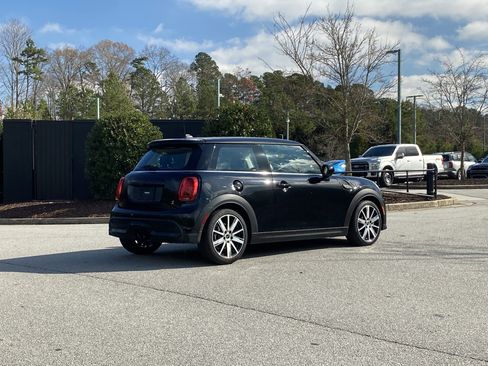 Used 2023 MINI Cooper S image 3