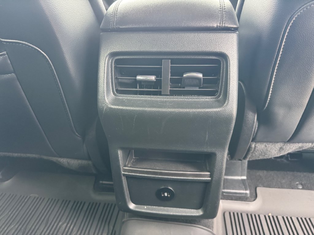 Certified 2024 Ford Edge SEL AWD/4WD image 30