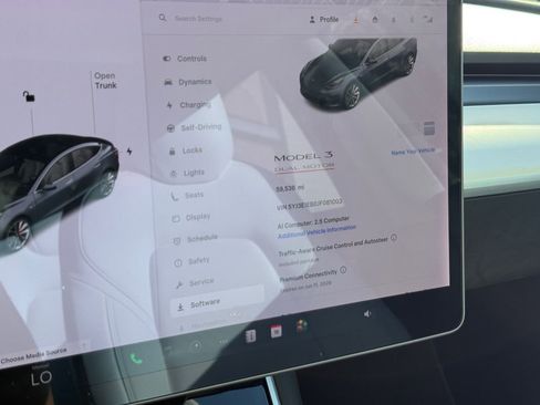 Used 2018 Tesla Model 3 Long Range AWD/4WD image 13