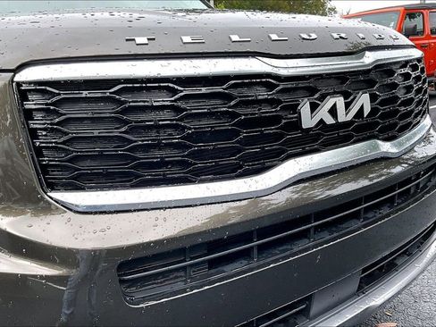 Used 2022 Kia Telluride S FWD image 30