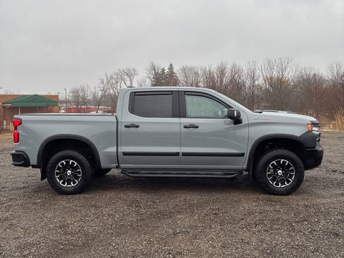 Used 2024 Chevrolet Silverado 1500 ZR2 w/ Technology Package image 20
