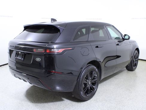 Used 2023 Land Rover Range Rover Velar R-Dynamic S image 7