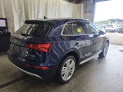 Used 2018 Audi Q5 2.0T Premium Plus w/ Premium Plus Package AWD/4WD image 2