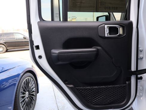 Used 2020 Jeep Wrangler Unlimited Sport S image 14