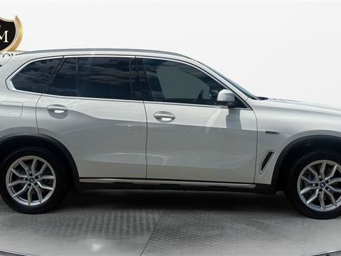 Used 2022 BMW X5 xDrive45e w/ Climate Comfort Package AWD/4WD image 6