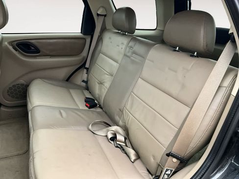 Used 2003 Ford Escape Limited image 14