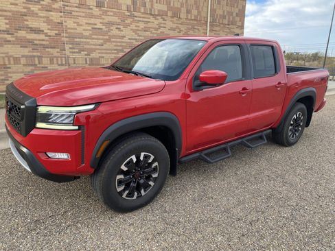 Used 2023 Nissan Frontier PRO-4X w/ Pro Convenience Package image 4