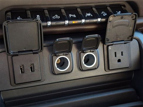 Used 2017 GMC Sierra 1500 Denali w/ Denali Ultimate Package image 25