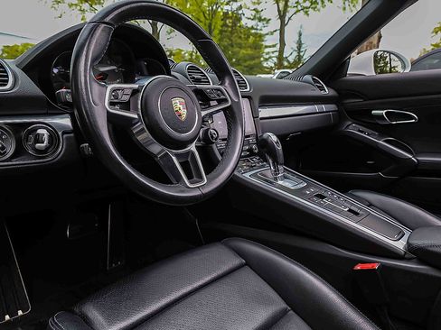 Used 2017 Porsche 718 Boxster S RWD image 11