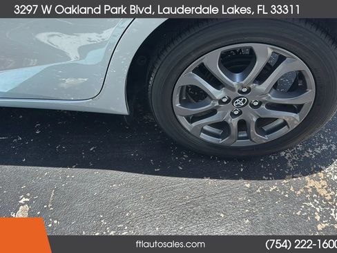 Used 2020 Toyota Yaris LE FWD image 15
