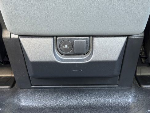 Used 2024 Ford F350 XL w/ Snow Plow Prep Package image 33