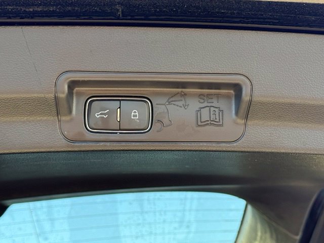 Used 2022 Ford Explorer ST w/ Equipment Group 401A AWD/4WD image 16