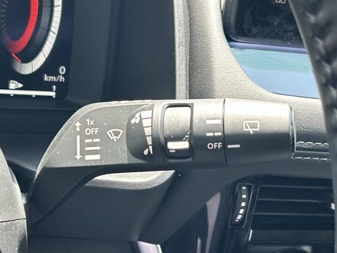 Certified 2025 Nissan Rogue Platinum w/ Platinum Premium Package FWD image 33