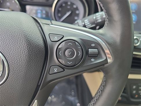 Certified 2019 Buick Envision Essence image 25