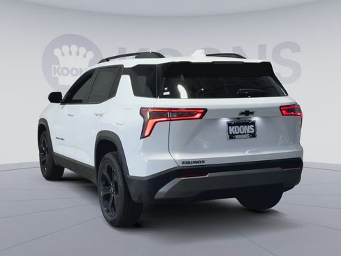 New 2026 Chevrolet Equinox LT w/ Midnight Edition FWD image 11