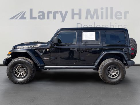 Used 2023 Jeep Wrangler Unlimited Rubicon 392 w/ Xtreme Recon 35" Tire Package AWD/4WD image 2