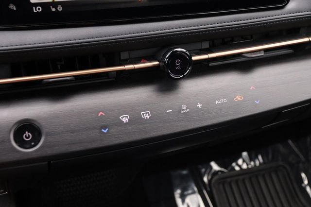 Used 2024 Nissan Ariya AWD image 20