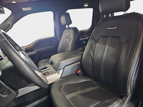Used 2016 Ford F150 Platinum w/ Equipment Group 701A Luxury AWD/4WD image 17