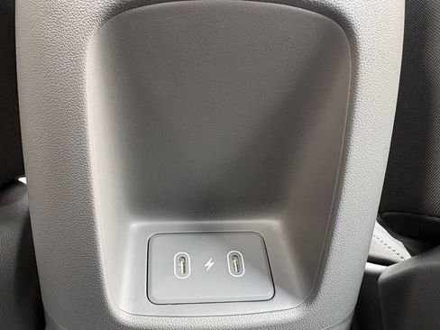 New 2026 Hyundai Elantra SE FWD image 18