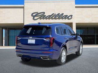 New 2025 Cadillac XT6 Luxury video 3