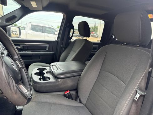 Used 2021 RAM 1500 Classic Warlock AWD/4WD image 9