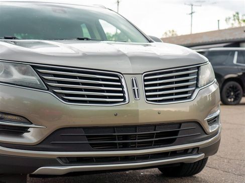 Used 2016 Lincoln MKC Select w/ Select Plus Package AWD/4WD image 9