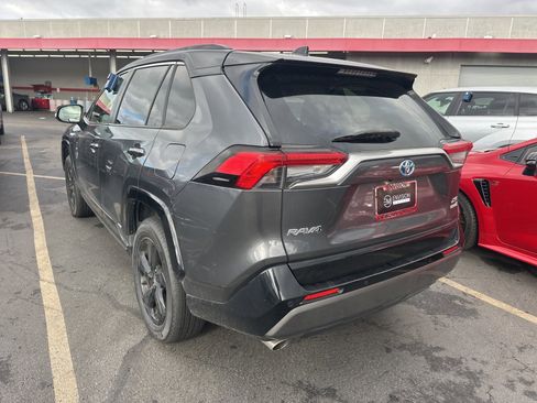 Certified 2020 Toyota RAV4 XSE image 3