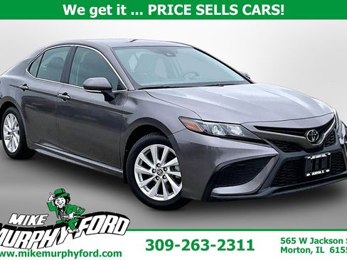 Used 2024 Toyota Camry SE FWD image 1