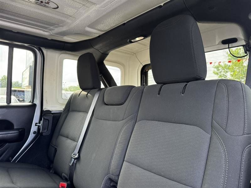 Used 2021 Jeep Wrangler Unlimited Sport AWD/4WD image 19