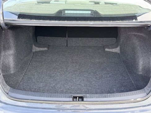 Used 2025 Toyota Corolla LE image 18