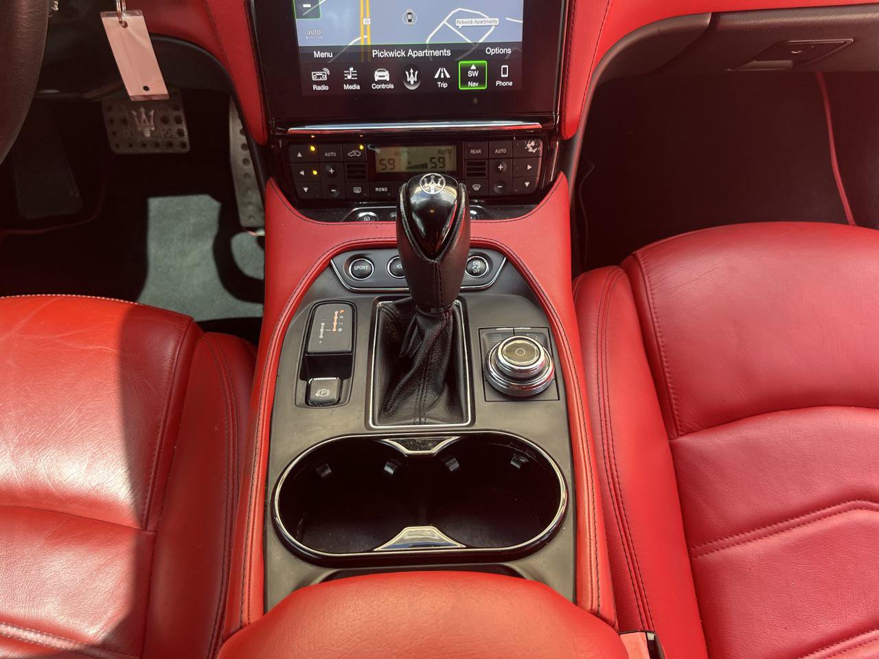 Used 2018 Maserati GranTurismo Sport RWD image 30