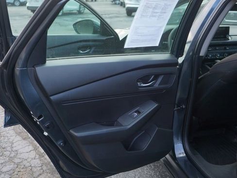 Used 2024 Honda Accord EX image 10