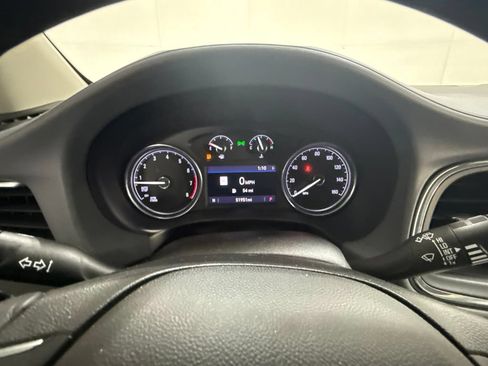 Used 2021 Buick Enclave Essence w/ Sound and Sites Package AWD/4WD image 33